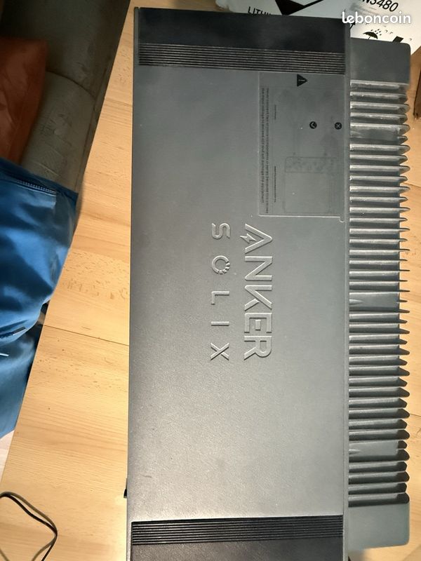 Anker SOLIX Solarbank 3 E2700 Pro (image 3)