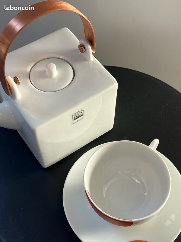 Petit service à thé en porcelaine (image 2)