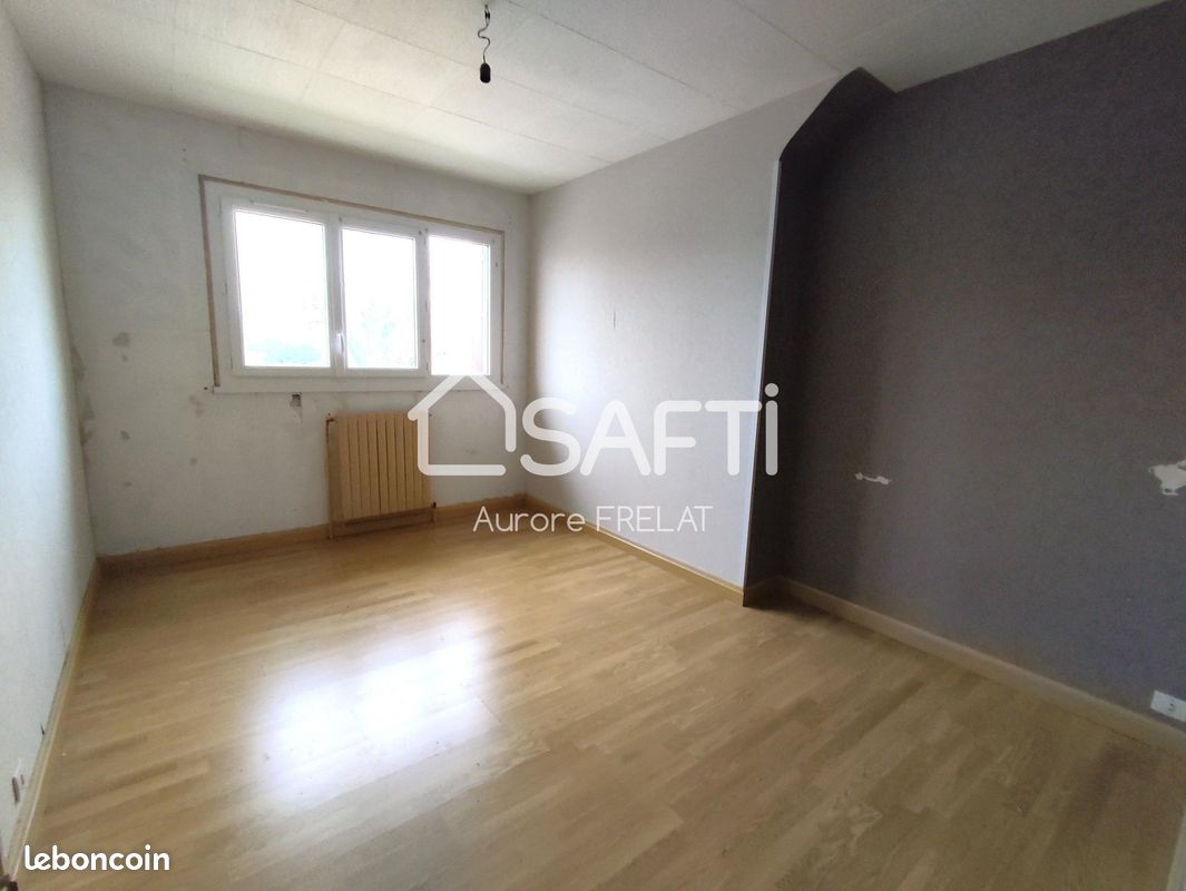 Maison 4 pièces 112 m² - Les Ormes 86220 (image principale 7)