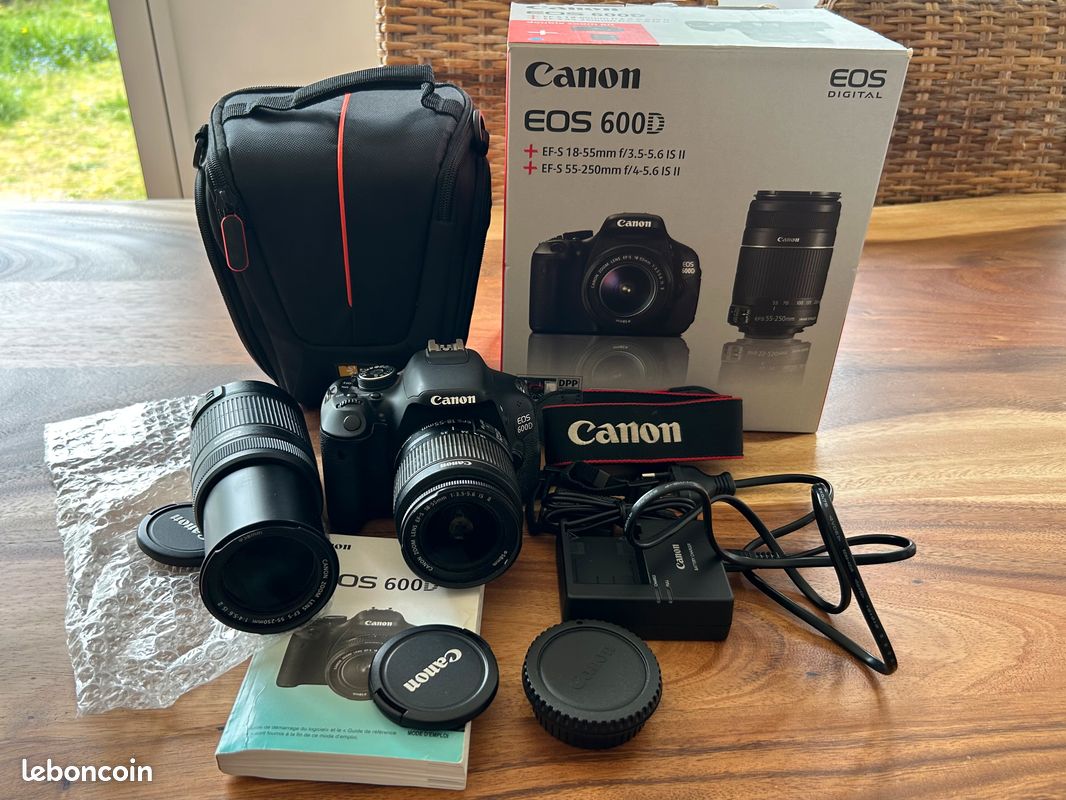 Canon EOS 750D Reflex 24 MP + Objectif 18-55 mm IS STM à Djibouti