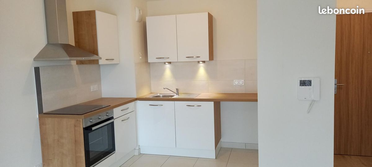 Appartement 3 pièces 59 m² · à Chevigny-Saint-Sauveur · 59 m² · 892 €