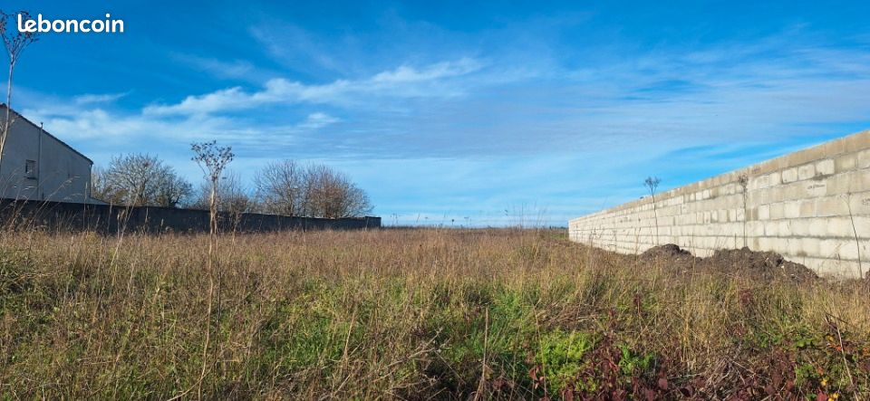 Terrain 1975 m² · à Mornac-sur-Seudre · 220 000 €