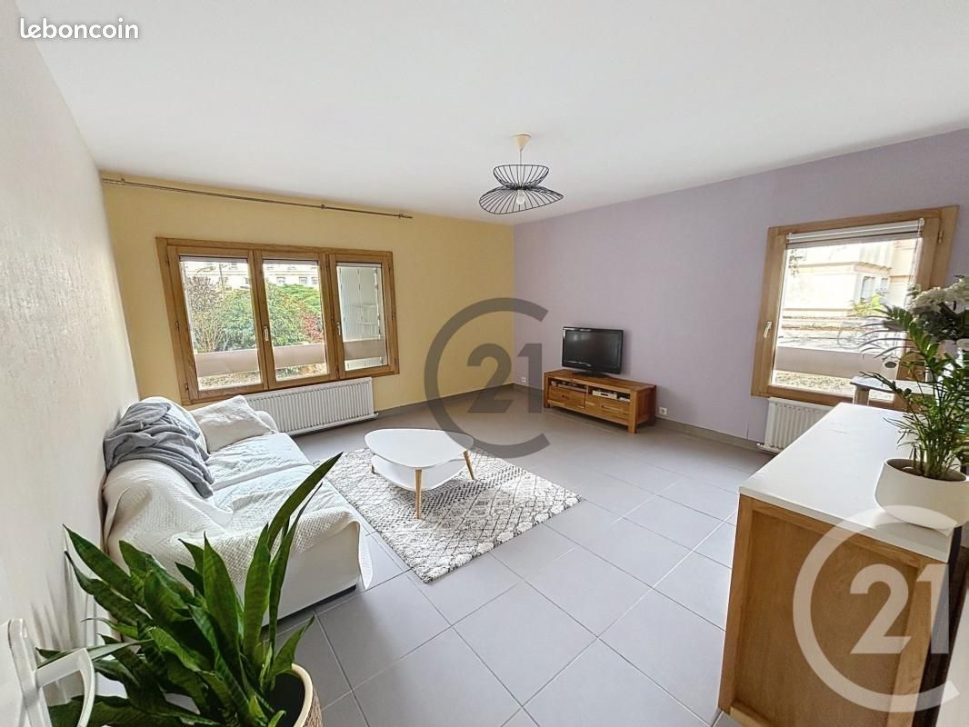 Appartement 3 pièces 69 m² · à Auxerre · 69 m² · 91 000 €