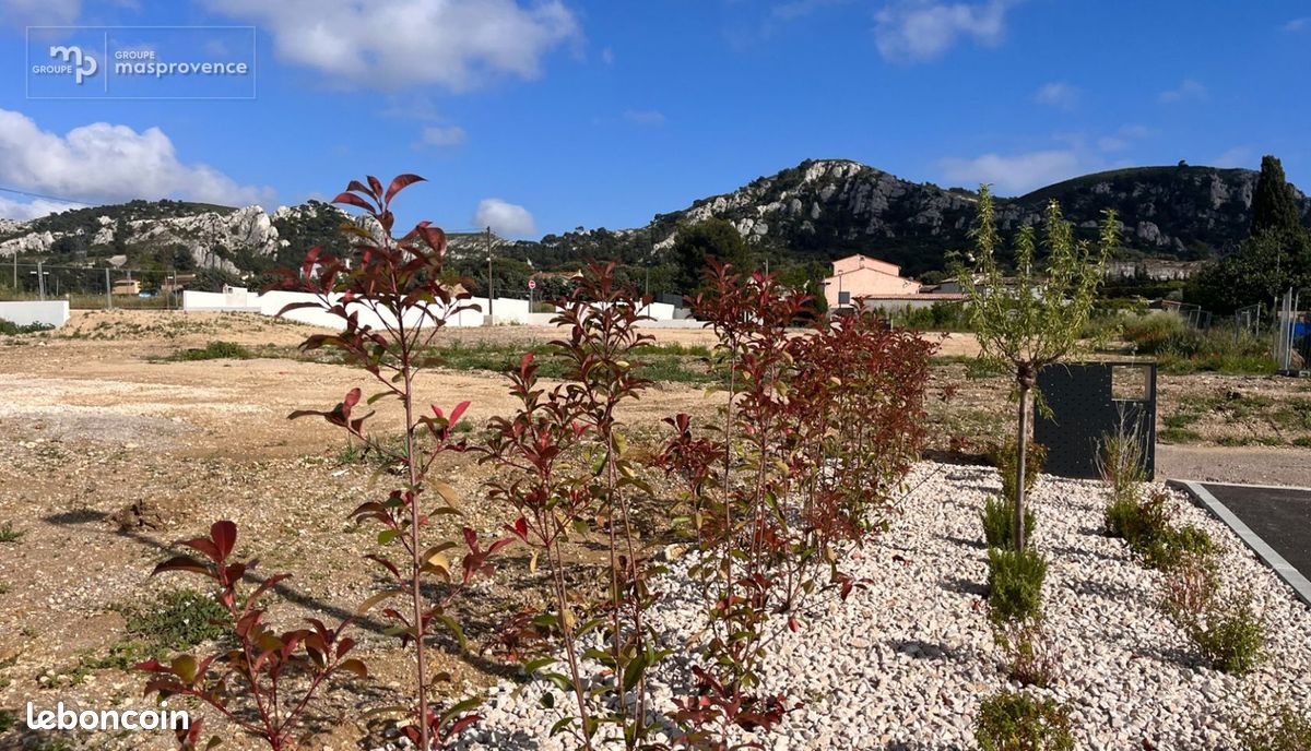 Terrain 640 m² · aux Pennes-Mirabeau · 259 900 €