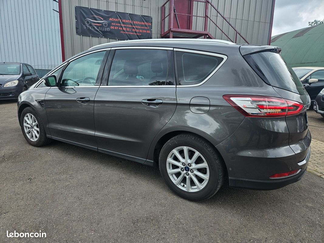Ford S-max TITANIUM 2.0L 150CV (image 3)