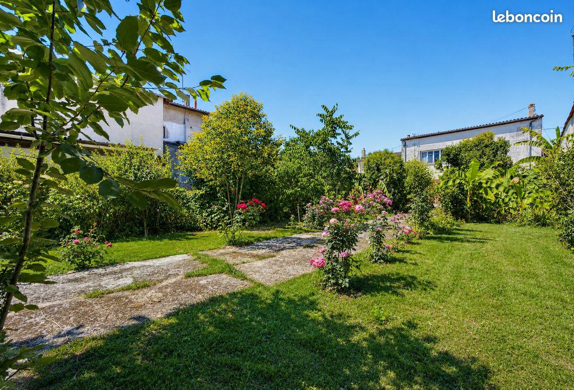 Maison 8 pièces 221 m² · à Bordeaux · 221 m² · 759 000 €