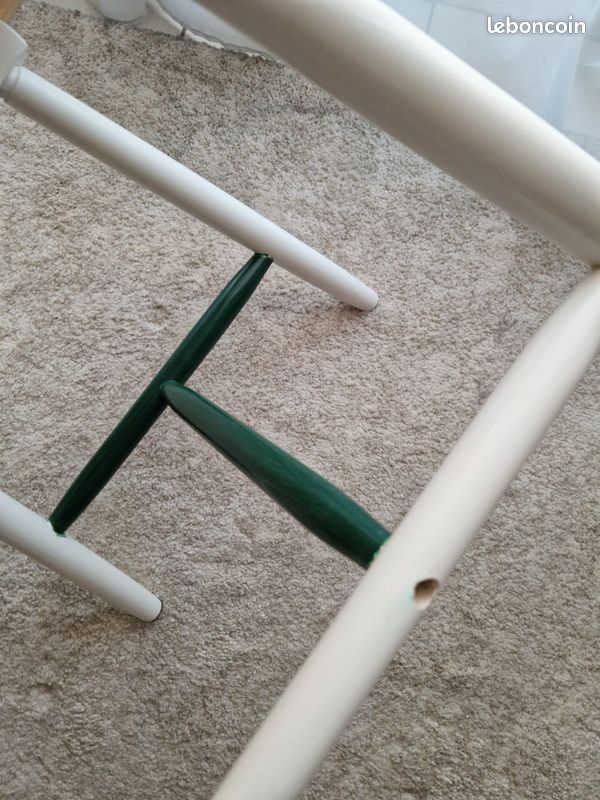 Lot deux chaises type windsor scandinaves (image 4)