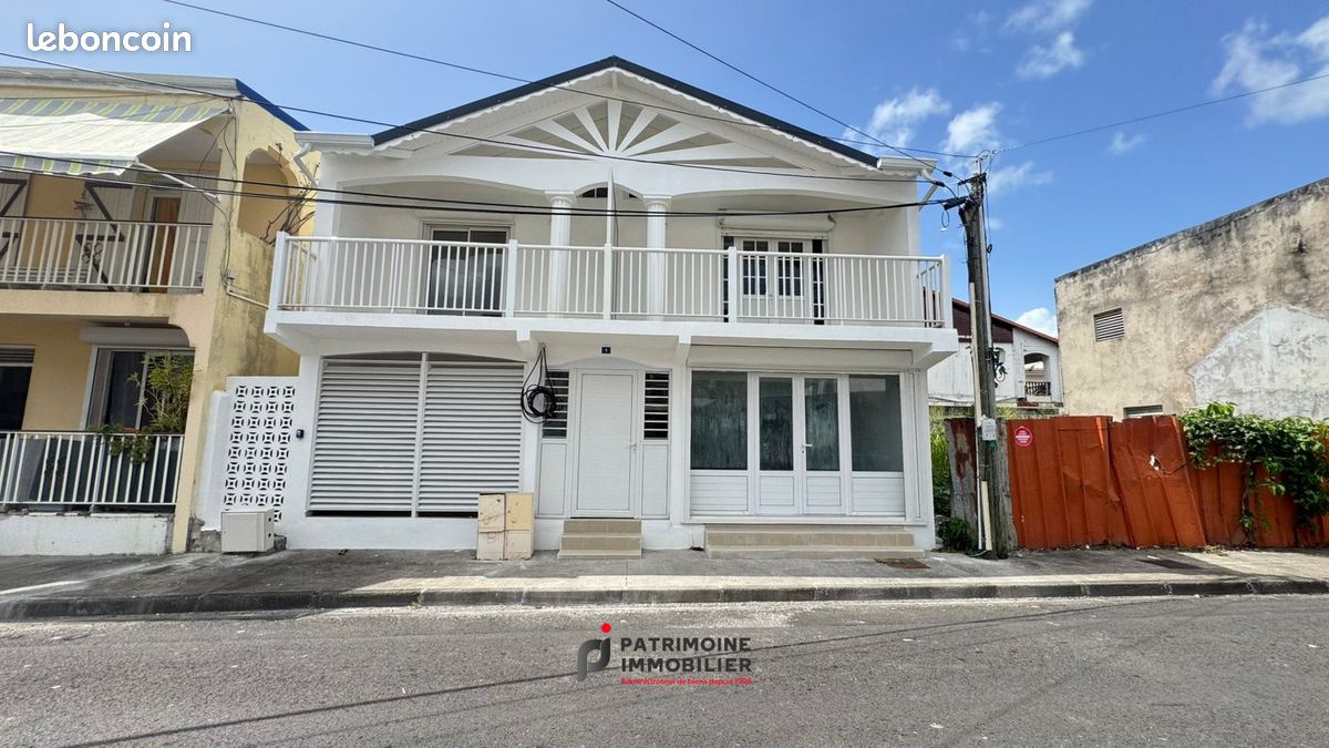 Appartement 2 pièces 45 m² · à Baie-Mahault · 45 m² · 750 €/mois