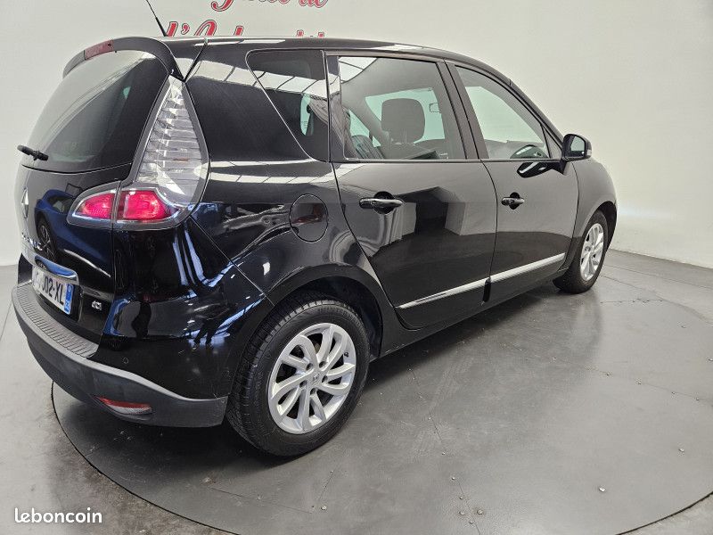 Renault SCENIC III Scénic III 1.6 dci 130 ch / GPS / Radar / Écran / Régulateur / (image 10)
