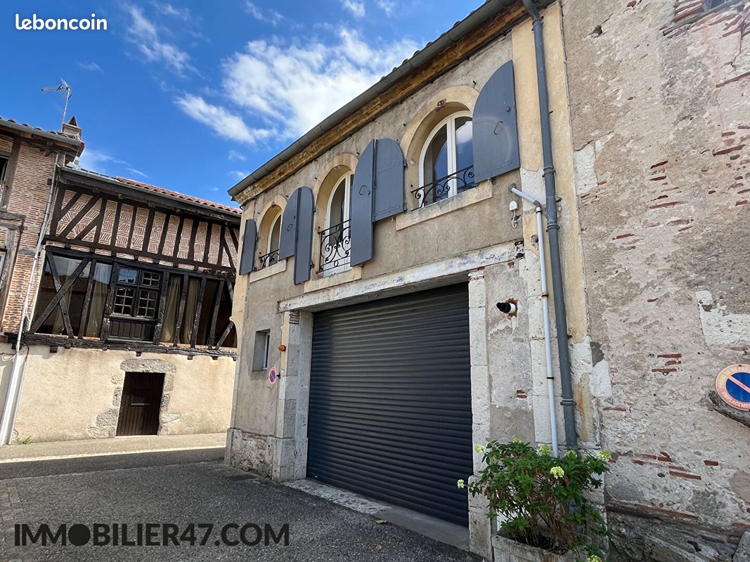 Maison 3 pièces 77 m² · à Castelmoron-sur-Lot · 77 m² · 550 €
