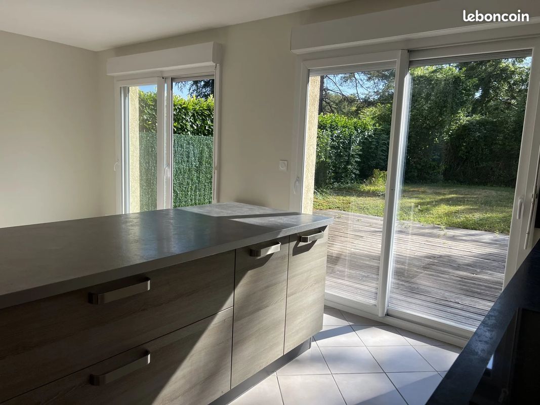 Maison a louer oyonnax - 4 pièce(s) - 97 m2 - Surfyn