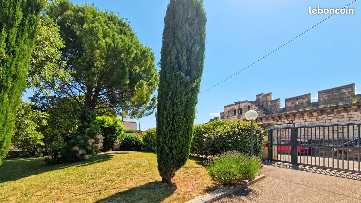 Appartement 3 pièces 70 m² · à Avignon · 70 m² · 210 000 €