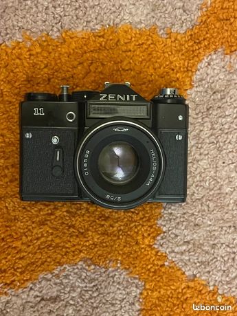 Appareil Photo Vintage Zenit 11 – Non Testé, état Occasion, Modèle Compact