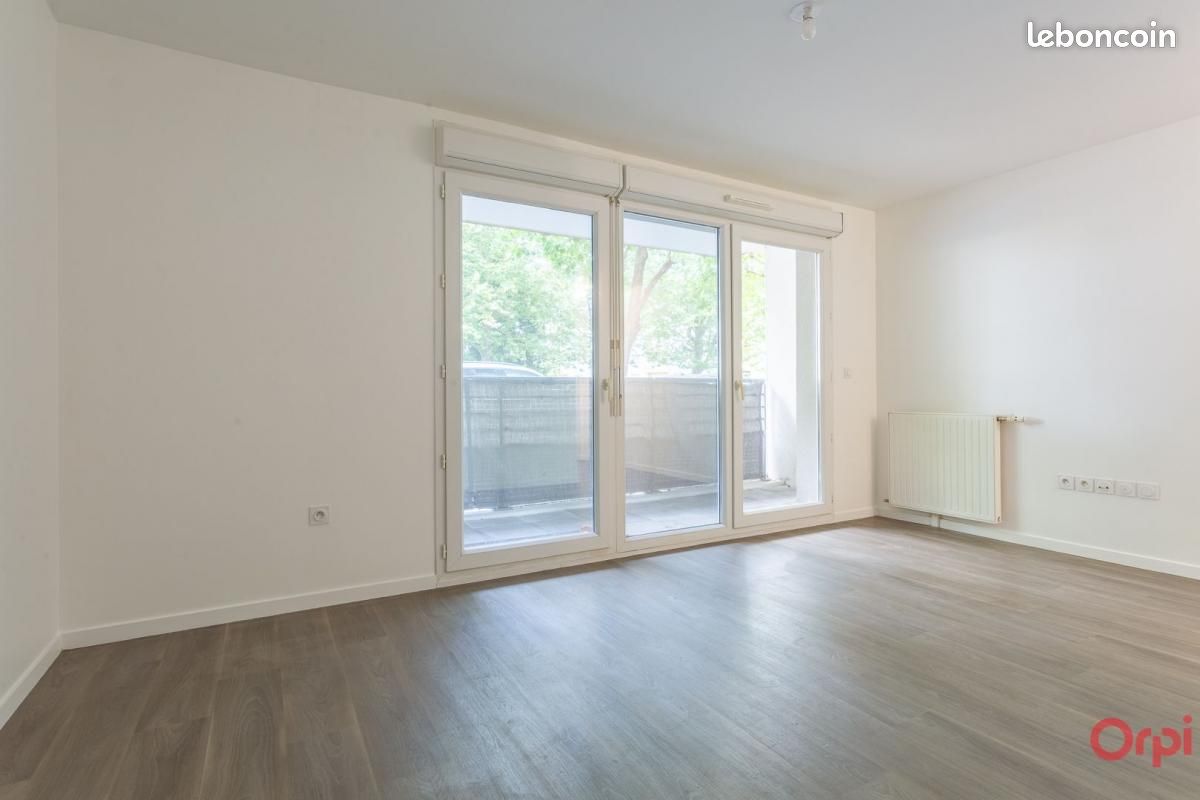 Appartement 2 pièces 40 m² · à Sainte-Geneviève-des-Bois · 40 m² · 812 €