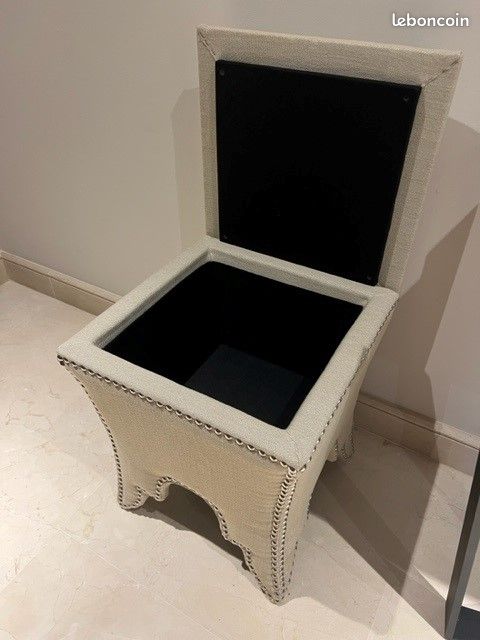 Bench (image 2)