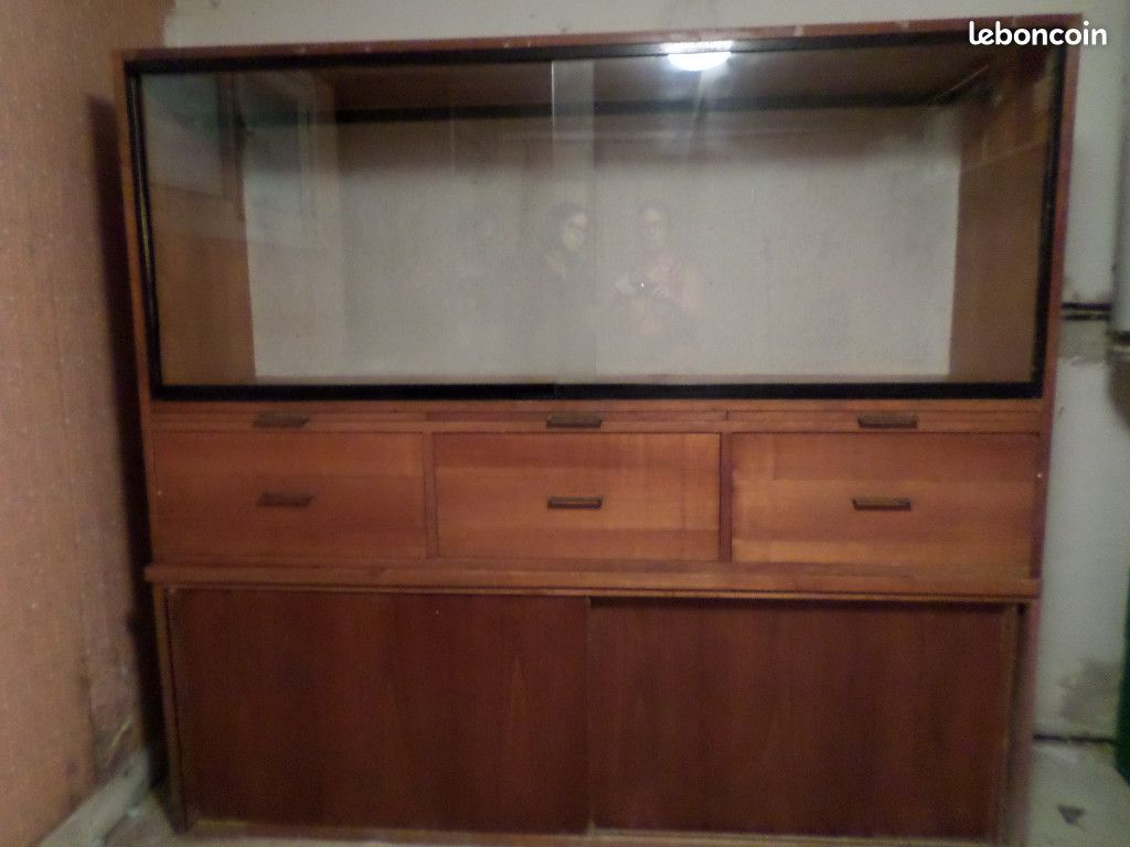 Superbe meuble de magasin avec portes vitrées (image 1)
