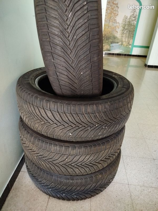 A vendre 4 pneus michelin (image 1)