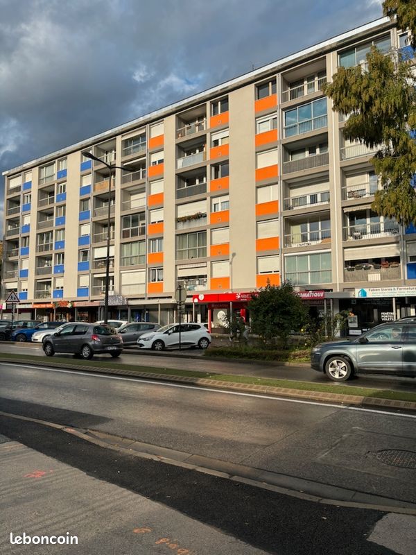 Appartement 3 pièces 80 m² · à Cluses · 80 m² · 180 000 €