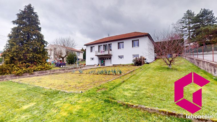 Propriété 5 pièces 90 m²