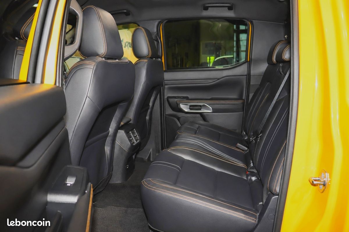 NEW RANGER MEGA RAPTOR DOUBLE CABINE 5 PLACES 205cv BVA10 10/2024 - BASE WILDTRAK – FULL OPTIONS - KIT CARROSSERIE - JANTES 20' - CAMERA 360° - CUIR ELECTRIQUE & CHAUFFANT - HIFI B&O – GARANTIE 1 AN (image 9)