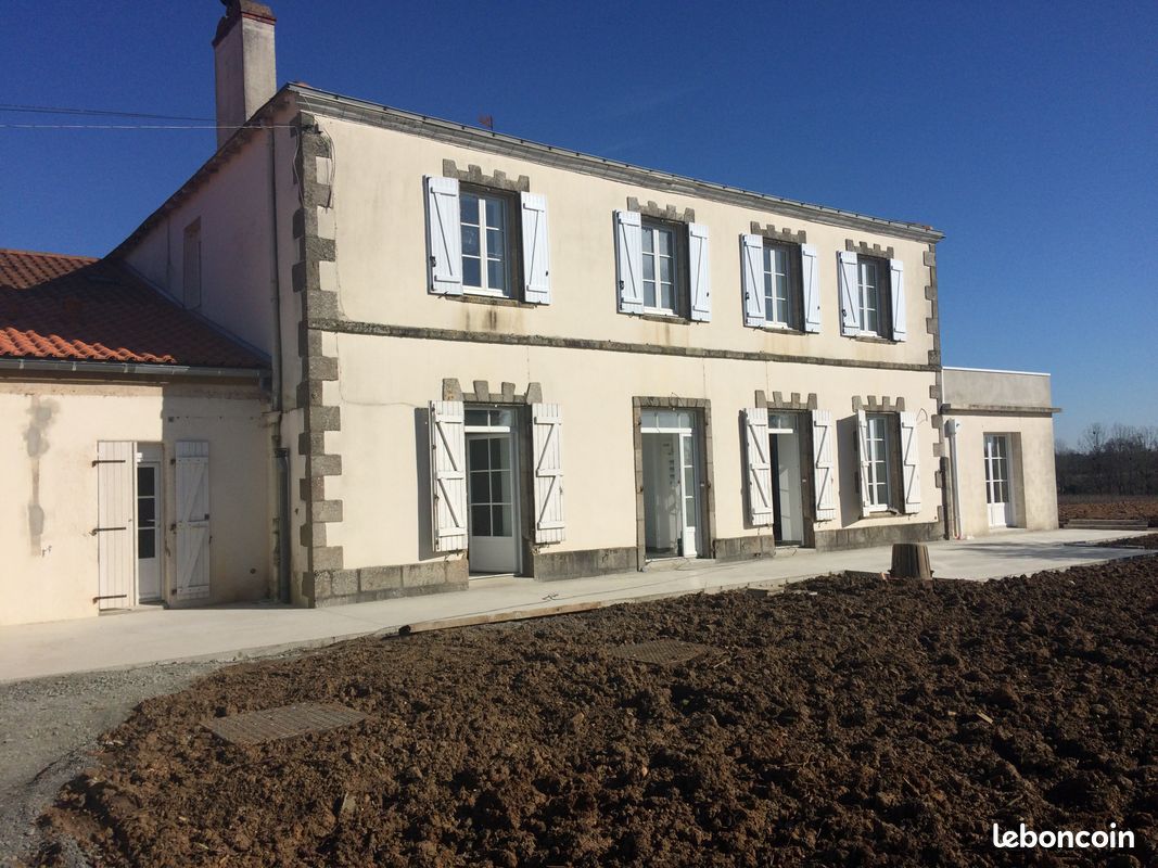 Maison 4 pièces 90 m² · à Gorges · 90 m² · 920 €/mois