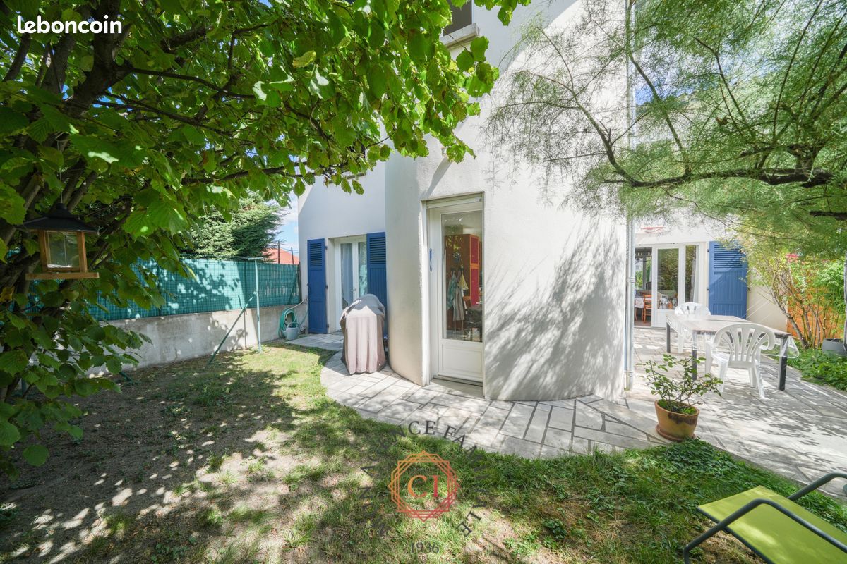 Maison 7 pièces 135 m² · à Clermont-Ferrand · 135 m² · 294 000 €