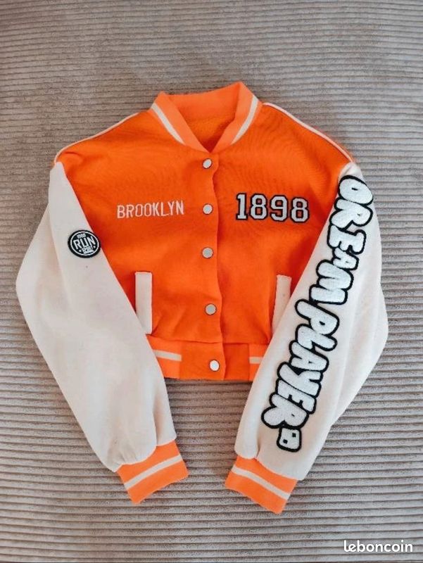 Pull orange (image 1)