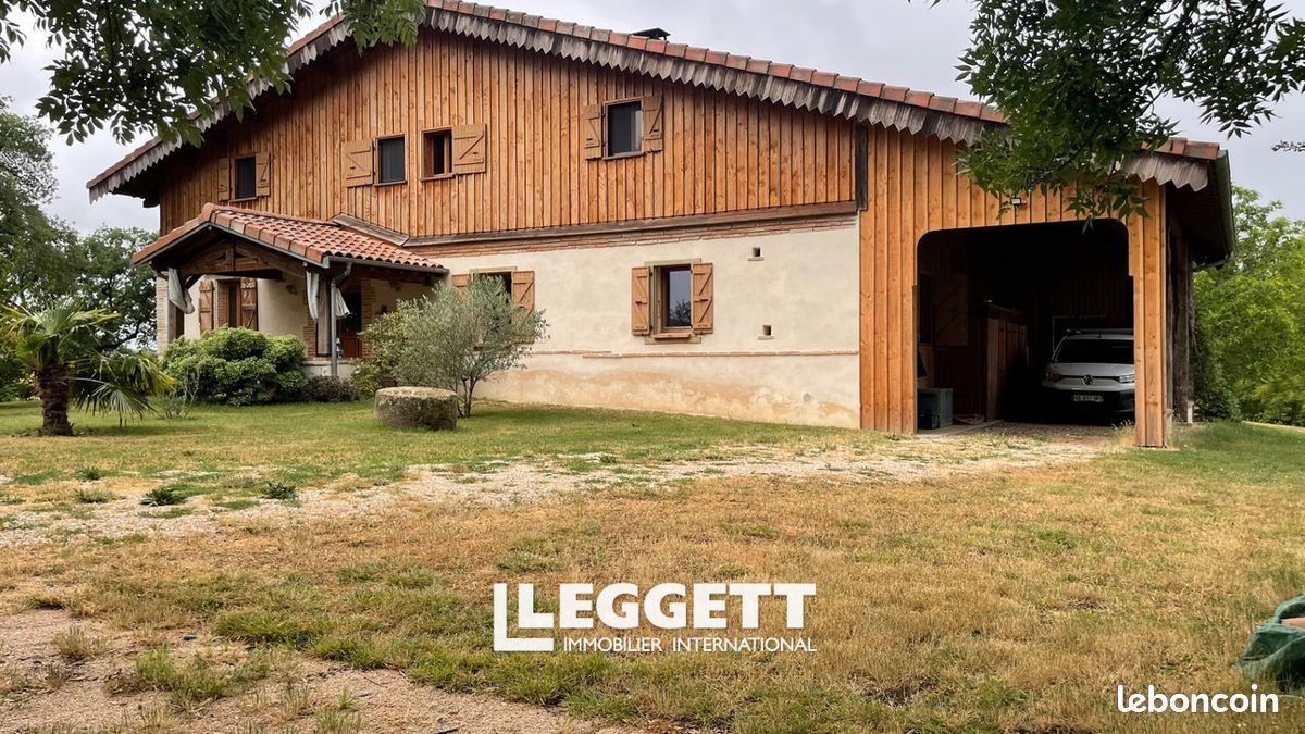 Maison 7 pièces 242 m² · à Le Fousseret · 242 m² · 471 000 €