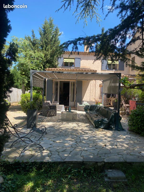 Maison 5 pièces 120 m² · à Aix-en-Provence · 120 m² · 710 000 €