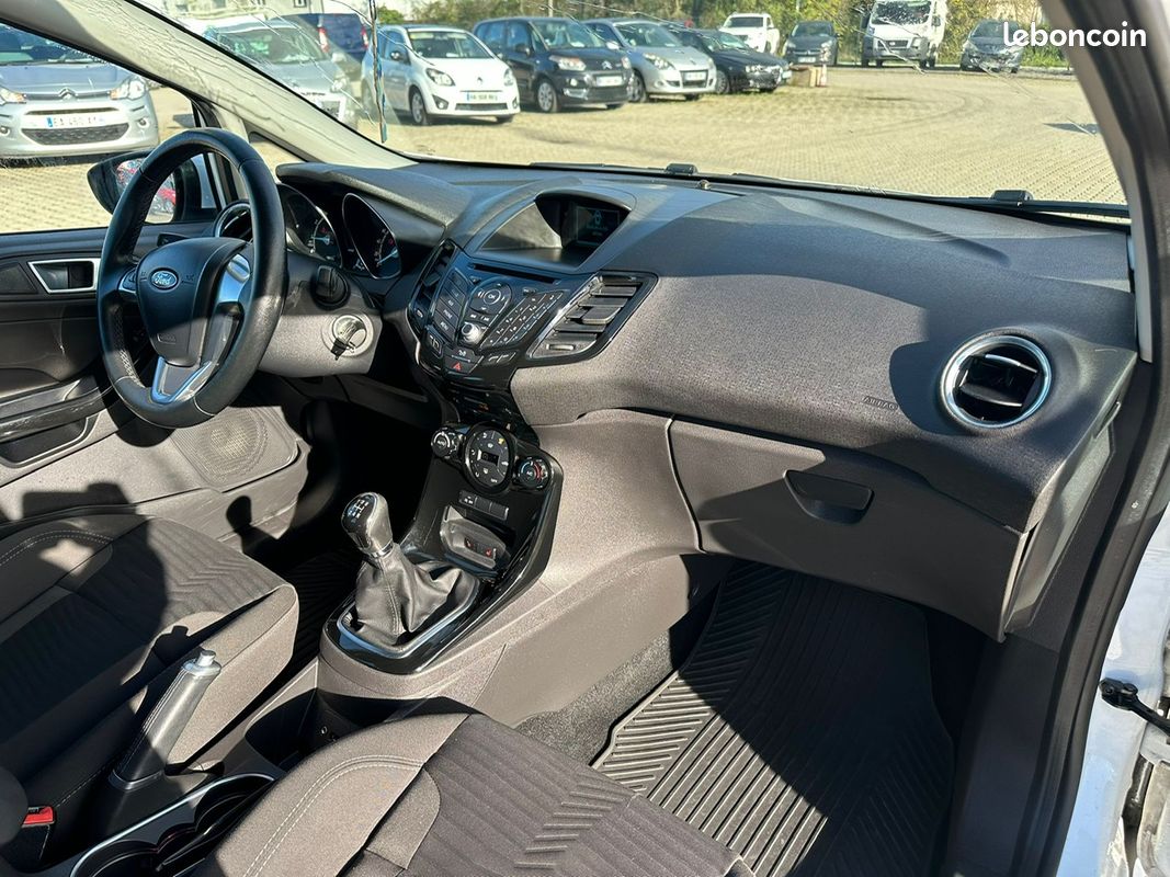 FORD Fiesta VI 1.0 SCTi EcoBoost 12V S&S 125 CV REVISE GARANTIE (image 5)