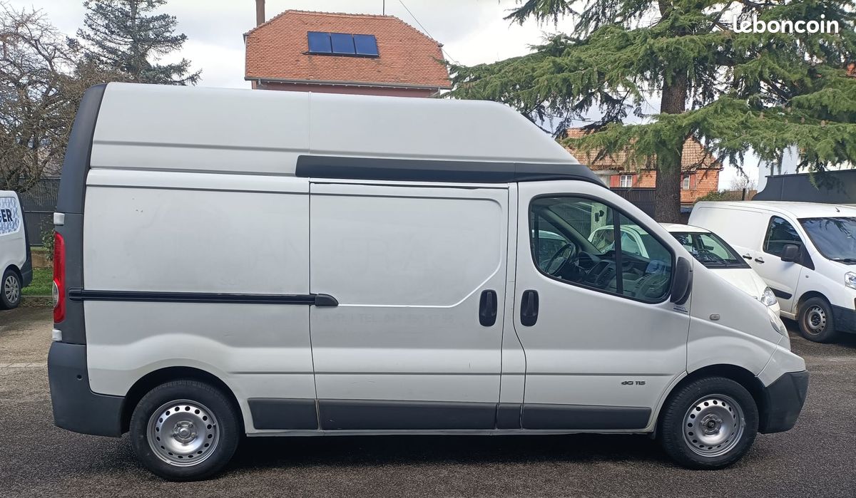 RENAULT TRAFIC L2H2 2.0 DCI 115cv BV6 (image 4)