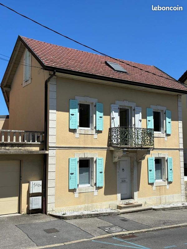Maison 6 pièces 155 m² · à La Roche-sur-Foron · 155 m² · 695 000 €