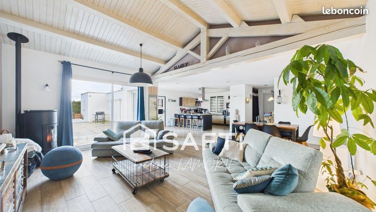 Maison 7 pièces 150 m²