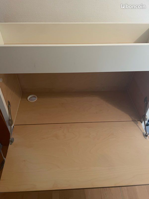 Petit bureau IKEA blanc & bois – Très bon état (image 8)