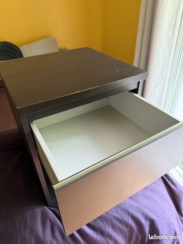 Table de chevet (image 3)