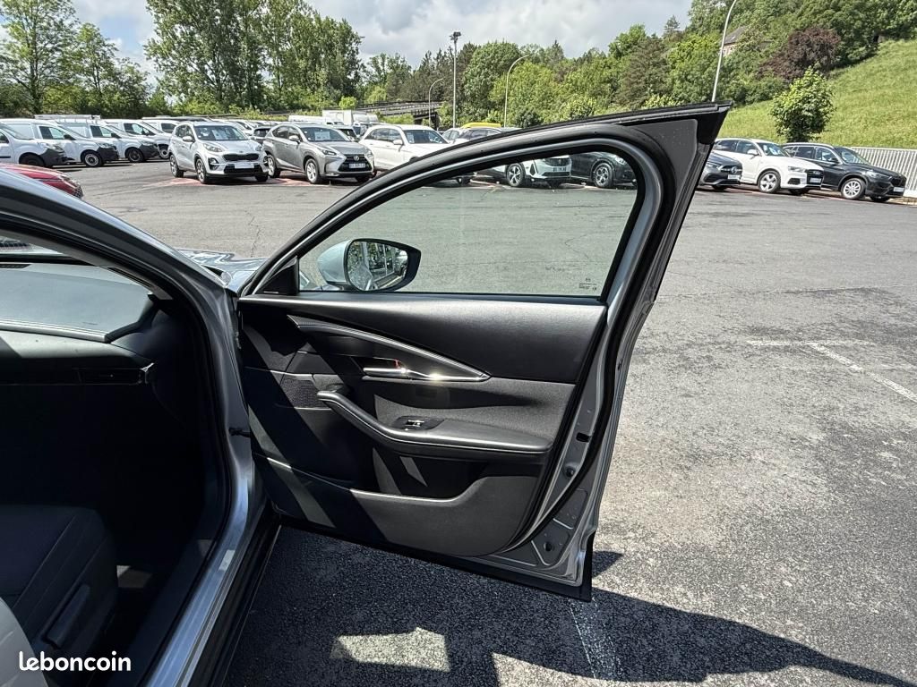 MAZDA CX-3 CX-30 2.0 e-Skyactiv-G M-Hybrid - 122 2021 CX-30 Style GPS + CAMERA AR + CARPLAY (image 31)