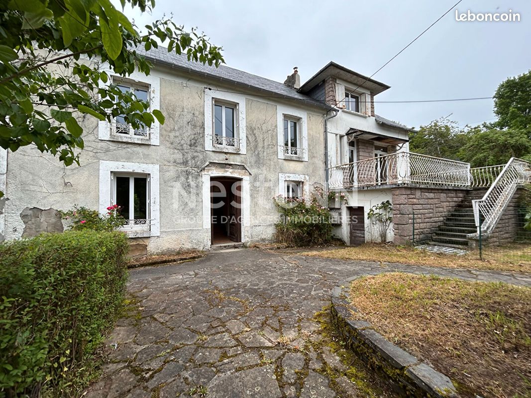 Maison 12 pièces 287 m² · à Saint-Étienne-aux-Clos · 287 m² · 192 600 €