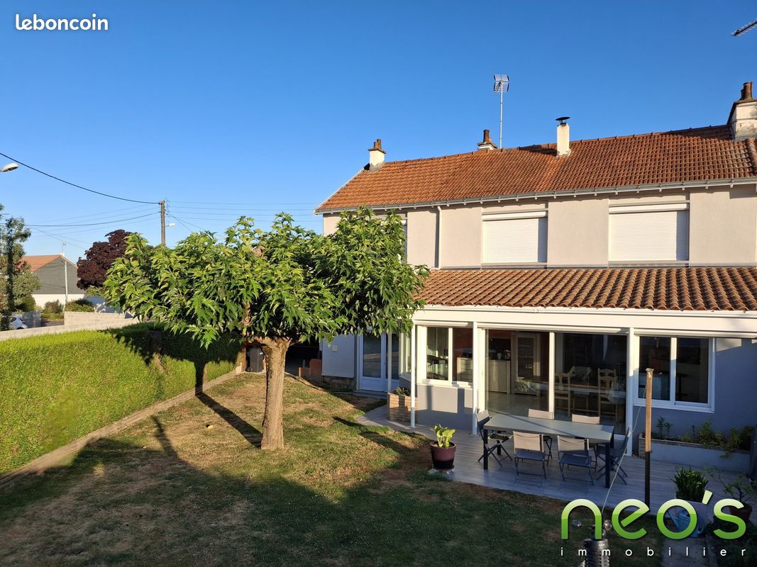 Maison 7 pièces 138 m² · au May-sur-Èvre · 138 m² · 189 000 €