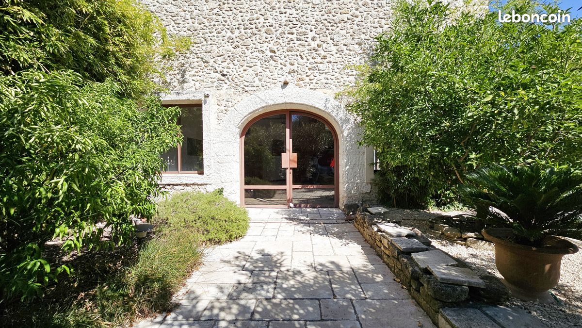 Propriété 4 pièces 170 m² (image 4)