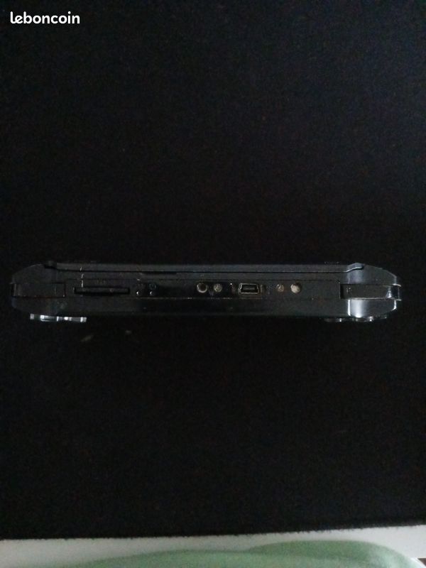 Psp HS avec son etui d'origine (image 3)