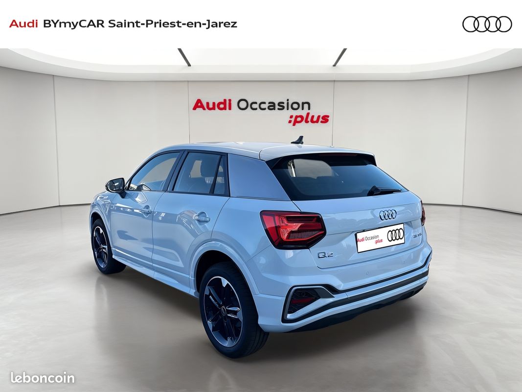 AUDI Q2 35 TFSI 150 S tronic 7 S line (image 3)