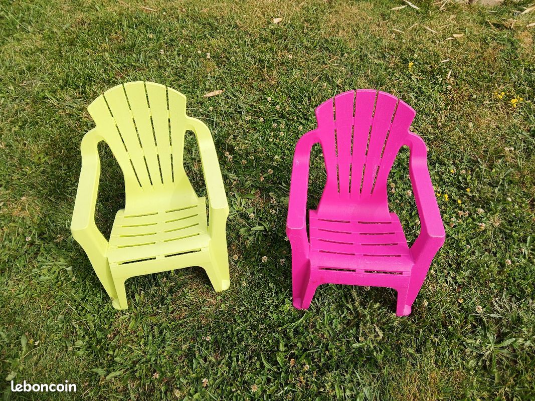 Chaises plastiques pour enfant (image 2)