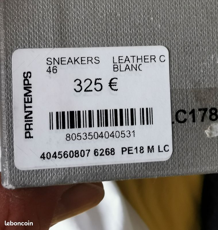 Sneaker's leather crown (image 5)