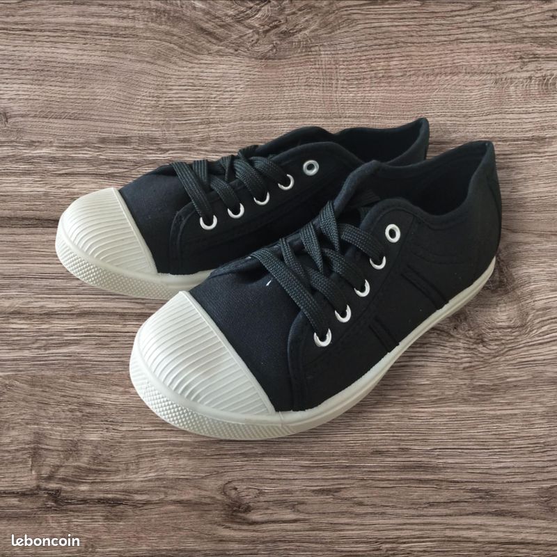 Baskets à lacets légères – fille – look décontracté – neuves avec - Main Image