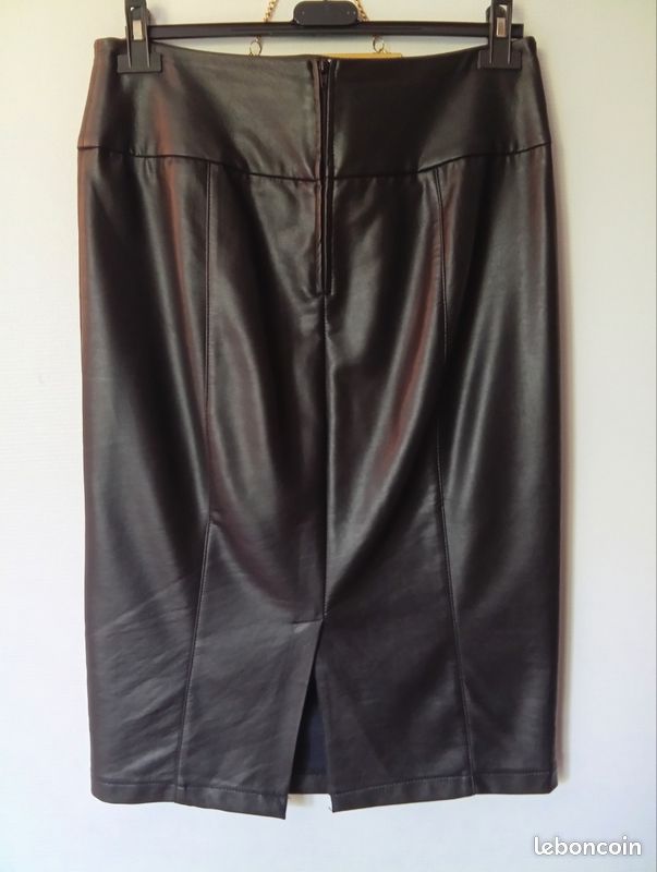 Jupe crayon noir simili T42 (image 2)