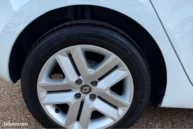 ✅ RENAULT CLIO 5 SOCIÉTÉ BUSINESS TCE 90 ch 📌 Boîte auto ➡️ 9975 Euros Ht (image 9)