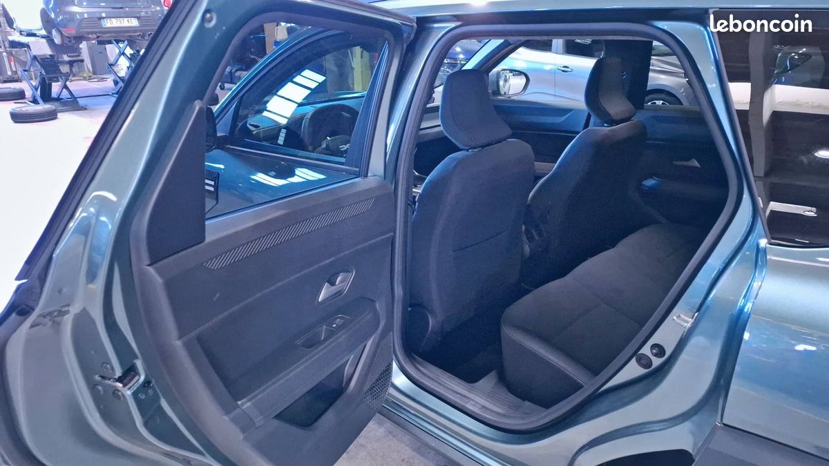 Dacia bigster hybrid 155 journey (image 28)