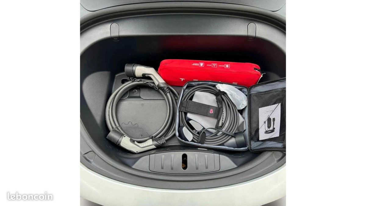 TESLA MODEL 3 Standard Range Plus * Pack MMX * Autopilot * Toit Panoramique * 325 ch (image 10)
