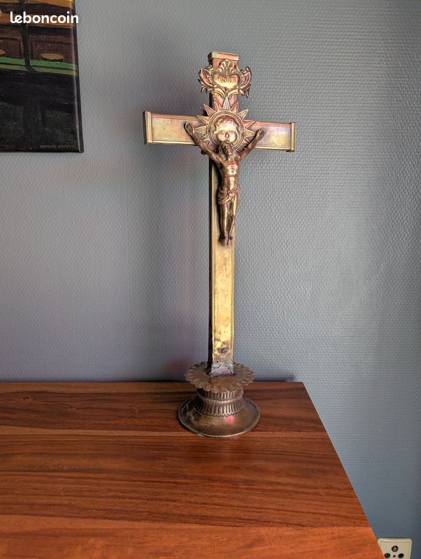 Croix de procession bronze crucifix Christ XVIIIe art sacré (image 1)