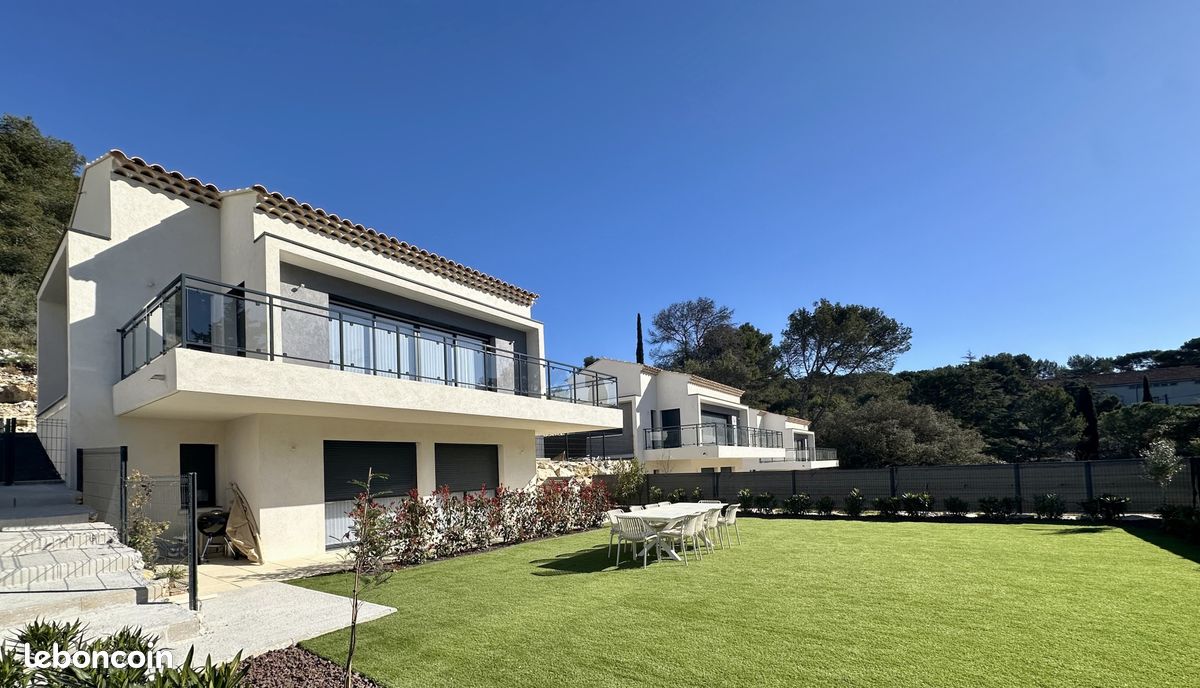Maison 4 pièces 83 m² · à Roquefort-la-Bédoule · 83 m² · 525 000 €